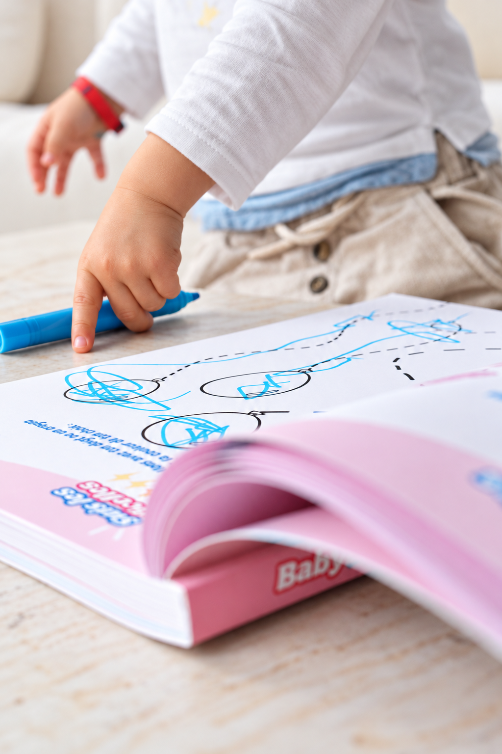 Coloriage pour enfant, idéal pour développer la motricité fine. 